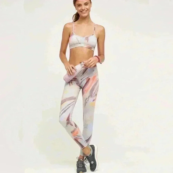 ALO paint swirl legging size small - Picture 2 of 4